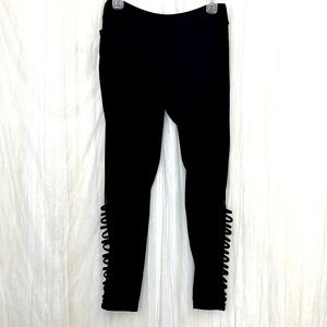 ⭐️ Zone Pro black leggings with sheer lower sides & pockets women size L